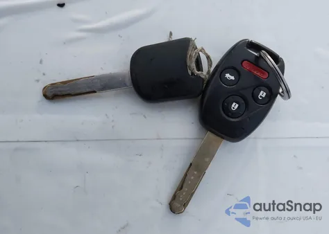 2011 Honda Accord 2.4 Lx z USA, uszkodzony, nr VIN 1HGCP2F38BA012935